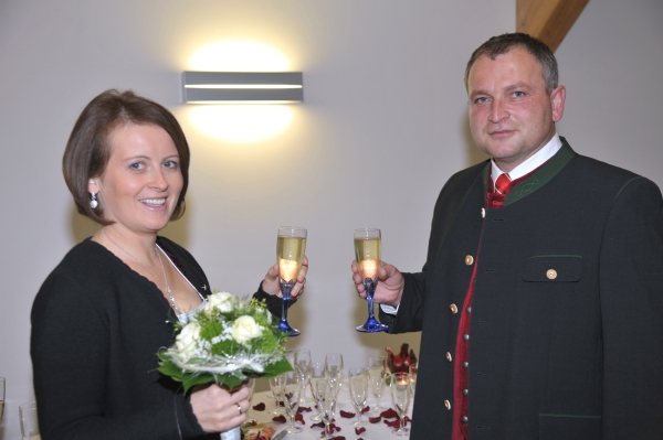 Hochzeitsfoto von Manuela Höllinger und Johann Leidinger